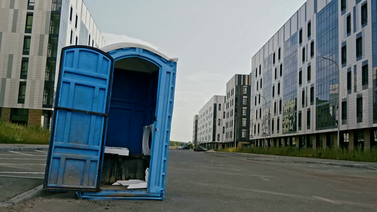 Professional Portable Potty Rental in Lincoln Park, MI